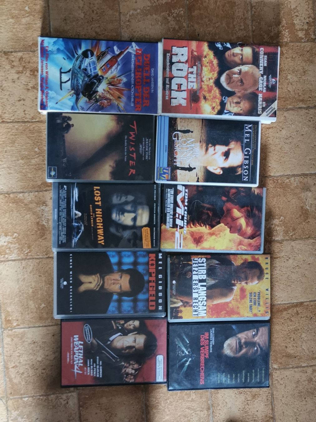 Tutti i VHS: 10 VHS Filme Action Thriller – Usato da fischenthal venduto da gaw_y2d2