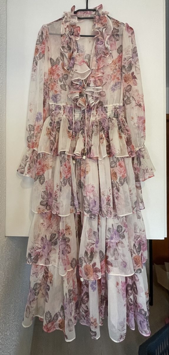 Robes: Kleid Blumenmuster Rüschen Lagenlook – D'occasion à Flaach par jod_8mbm