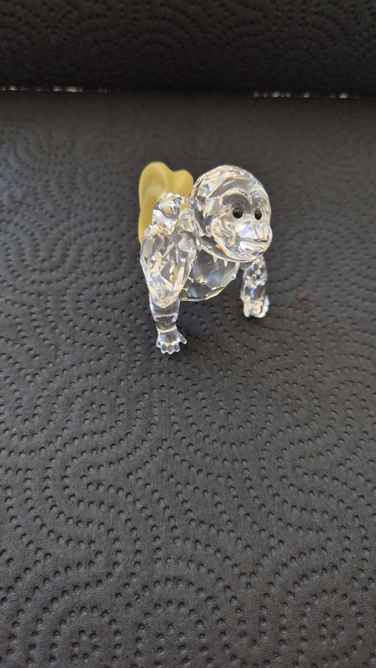 Swarovski Figurines: Swarovski Affe mit Banane gross – Neuf (Voir description) à Galgenen par kawaja