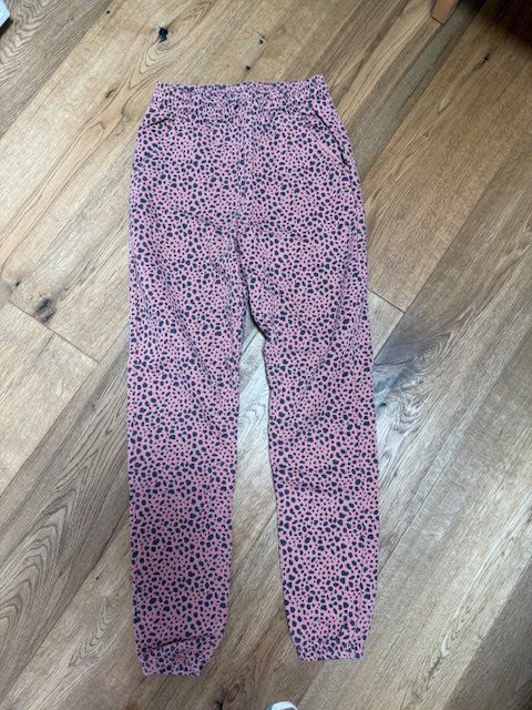 H&M Pantaloni: Traininghose – Usato da Thierachern venduto da nicolepulfer