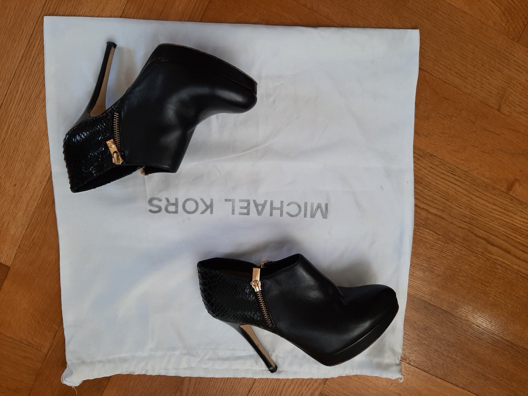 Michael Kors Chaussures femmes: Chaussures Michael Kors 38 – D'occasion à Lausanne par Cognitia