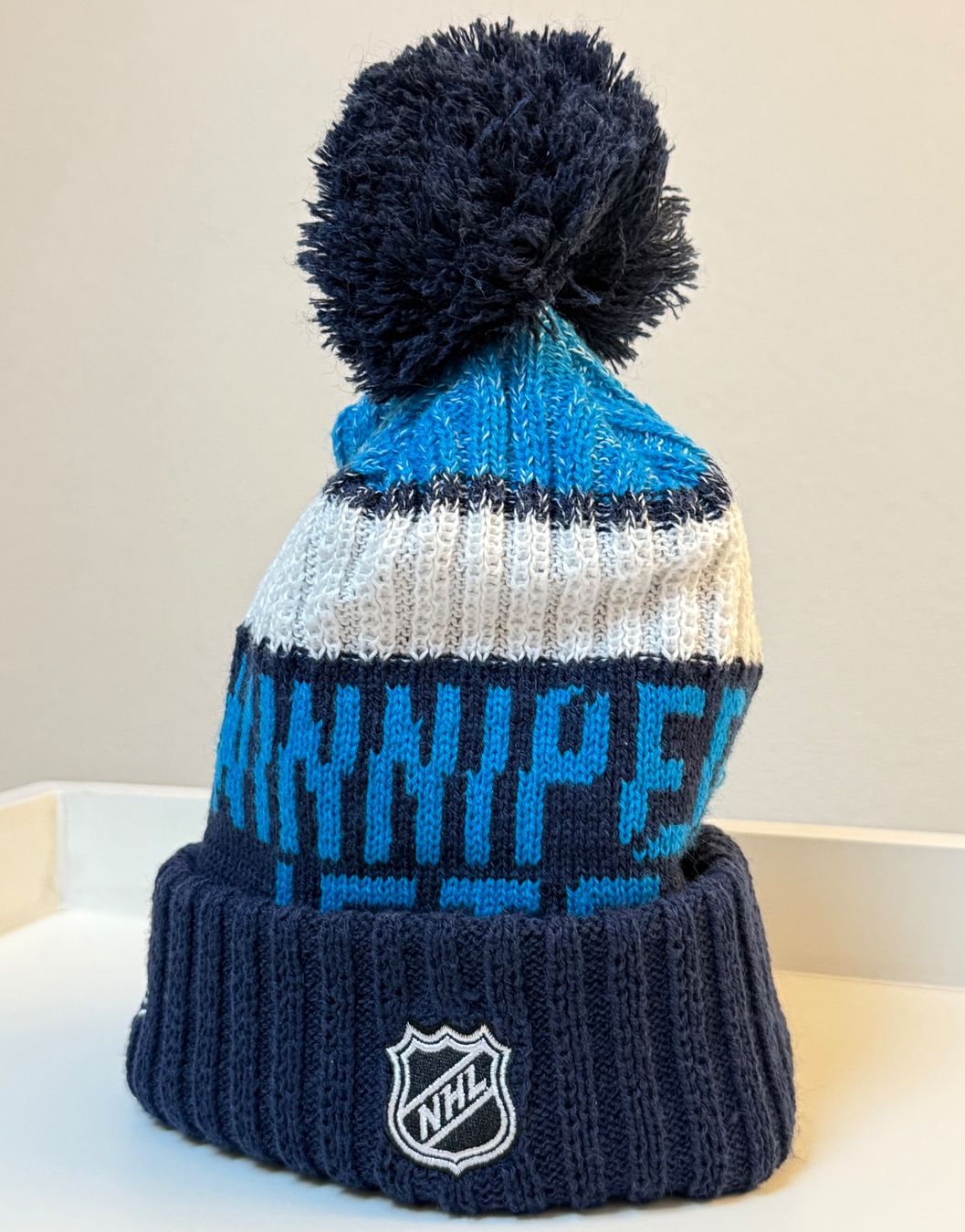 NHL Copricapi, berretti & cappellini: Bonnet NHL Winnipeg Jets – Usato da Denges venduto da peumens 3