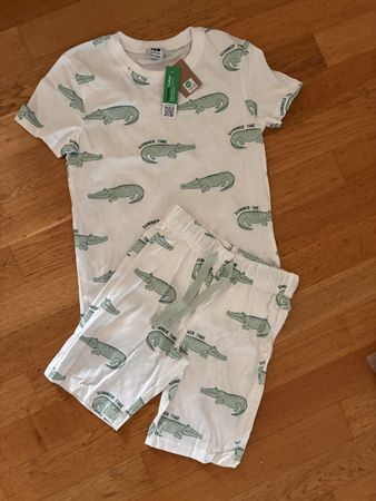 Tolles Pyjama Gr. 116, Neu, Bio Baumwolle