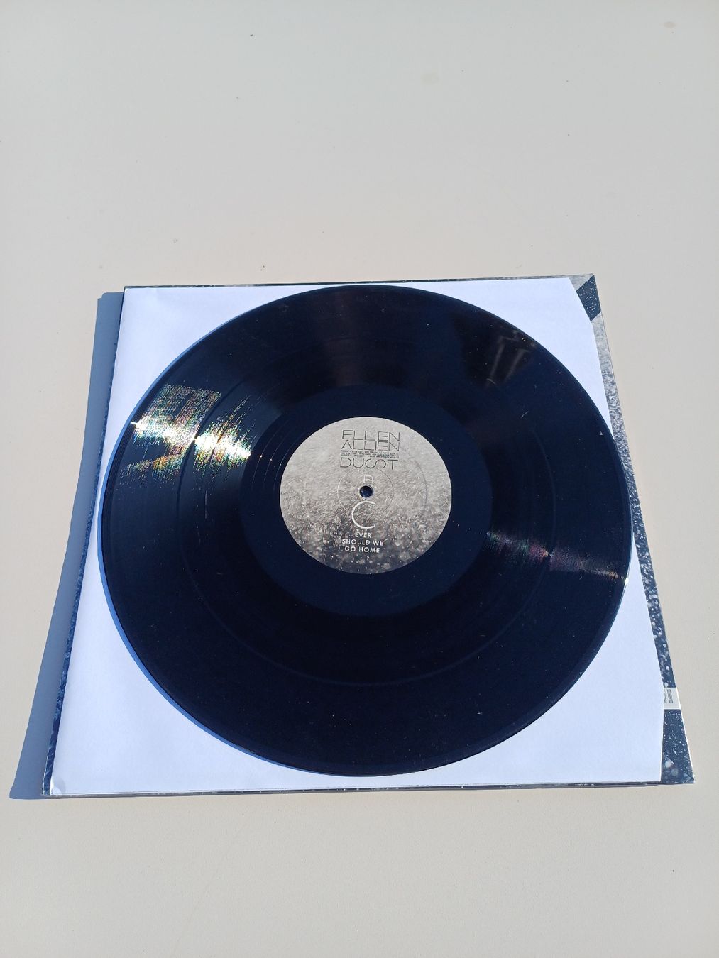 Dischi in vinile: Ellen Allien "Dust" LP – Usato da Begnins venduto da Drastic-Sound 2