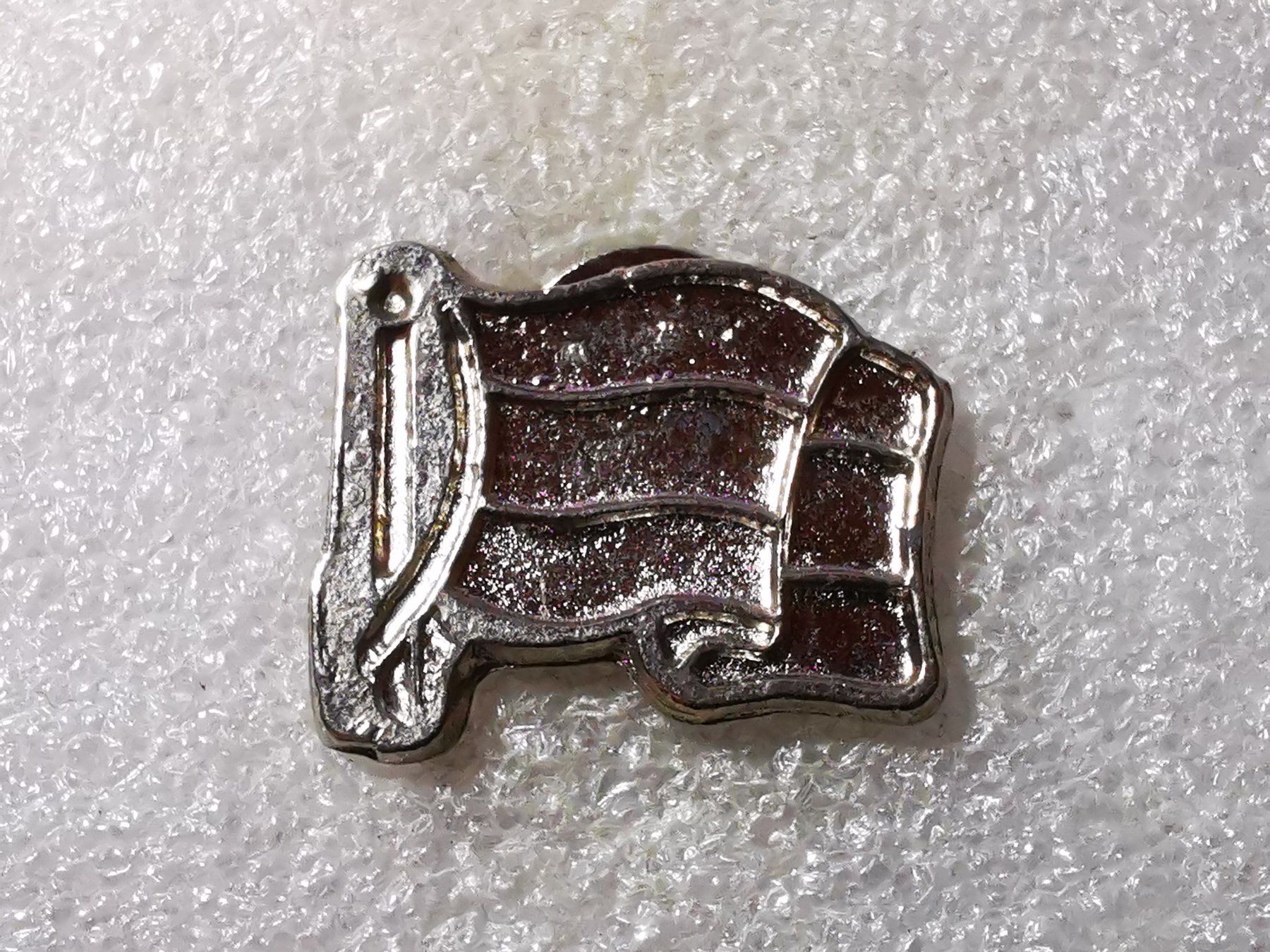 Placchette & Badge: Ansteckpin 55: Flagge – Usato da Oppligen venduto da Pin-Fall-Shop