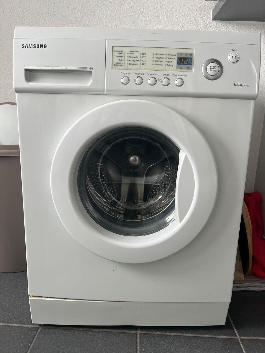 Samsung Lavatrici: Gebrauchte Samsung Waschmaschine, 6 kg – Usato da Richterswil venduto da ang_2vks