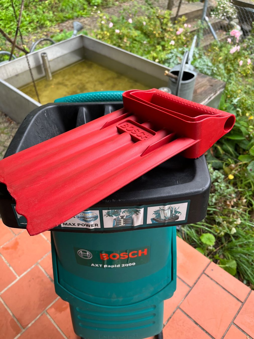 Bosch Häcksler: Häcksler Bosch AXT Rapid 2000 – Gebraucht aus Hinwil von maf_5gzt 5