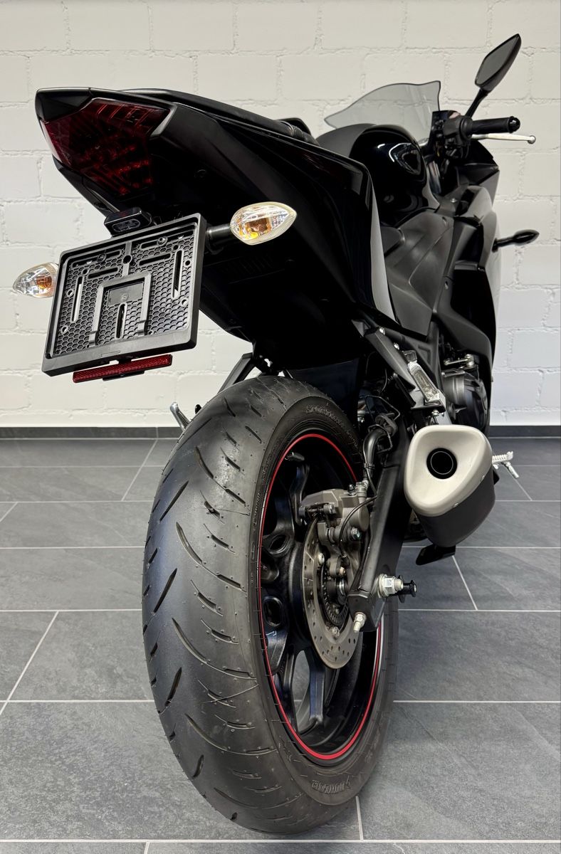 Yamaha Strada: Yamaha YZF R3 – Usato da Urdorf venduto da SchmidliMotos 2