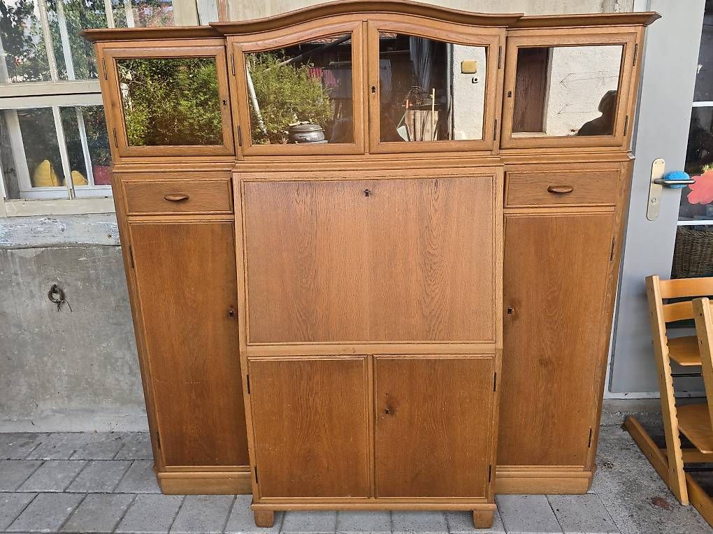 Scrivanie: Holzschrank mit eingebautem Schreibtisch – Usato da Schlattingen venduto da Neubauer1