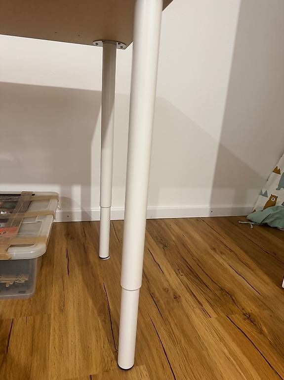 Schreibtische: Bürotisch – Gebraucht aus Starrkirch-Wil von Tigerlili1 1