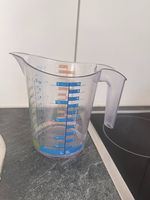 Messbecher
