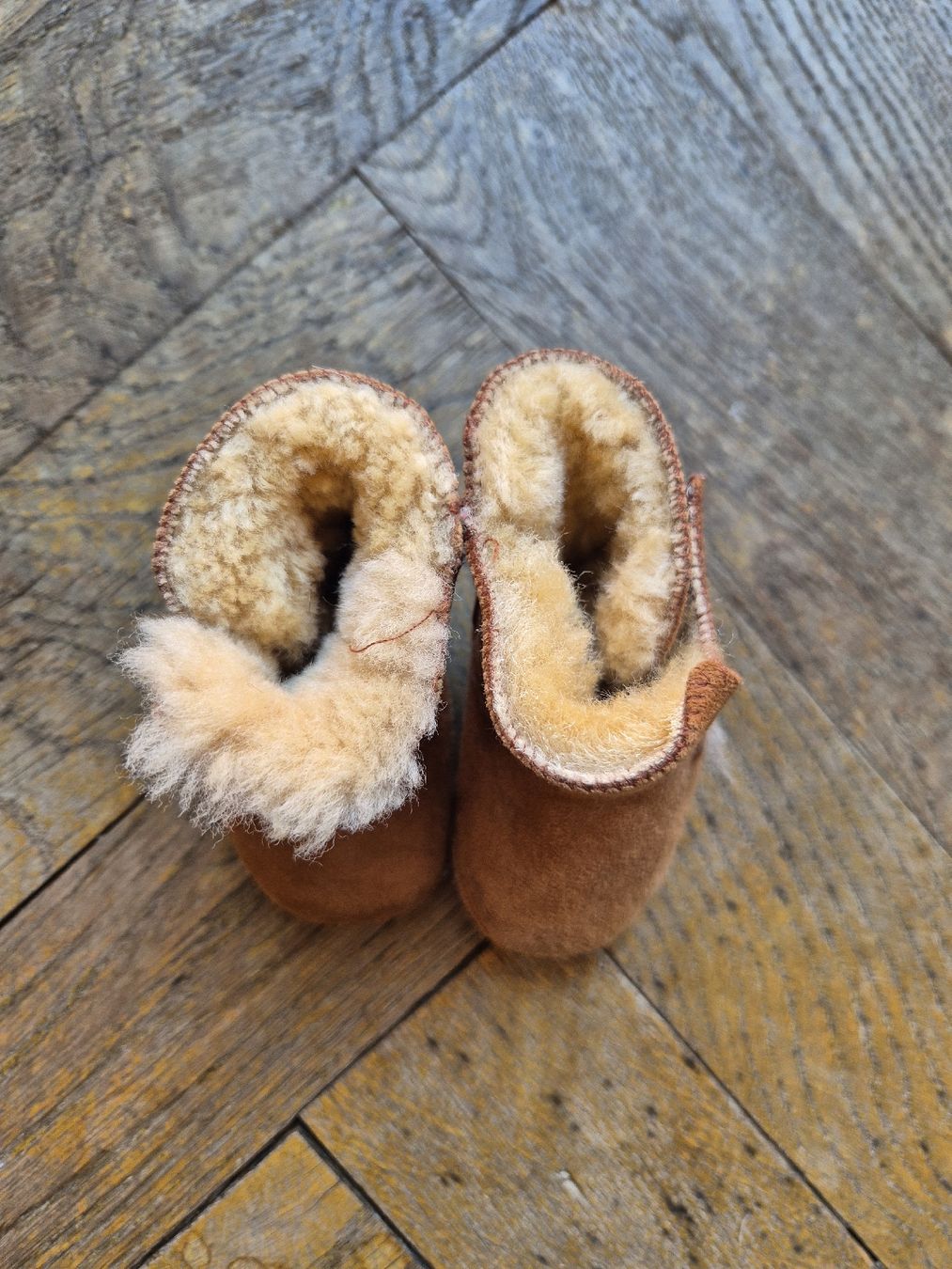 Ugg Scarpe per ragazzi: Baby Uggs 0-4 Monate – Usato da Zürich venduto da taisli1 1