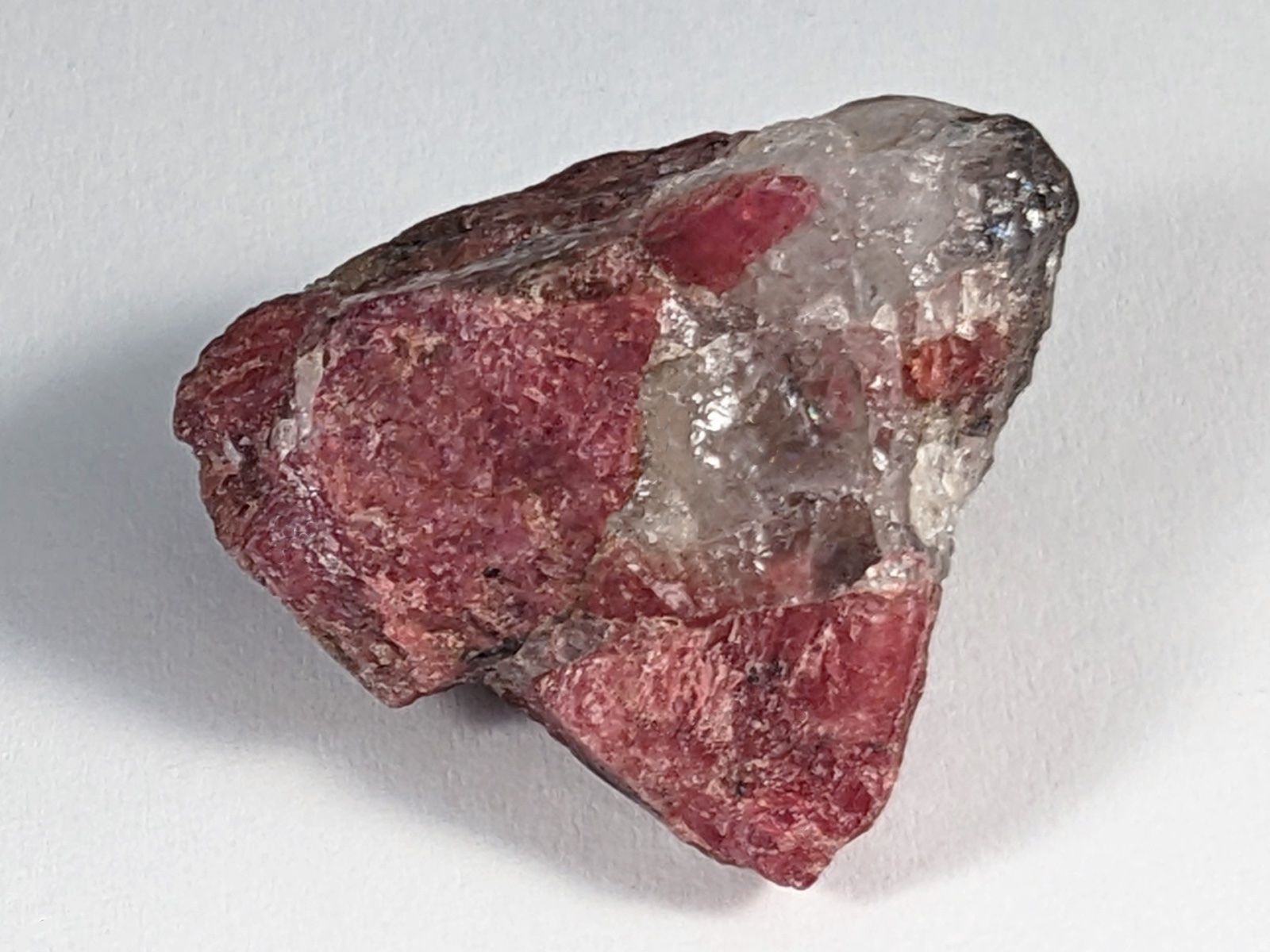 Mineralien & Heilsteine: Rhodonit Rohstein 30mm - 12 Gramm – Neu und originalverpackt aus Meilen von StoneGarden