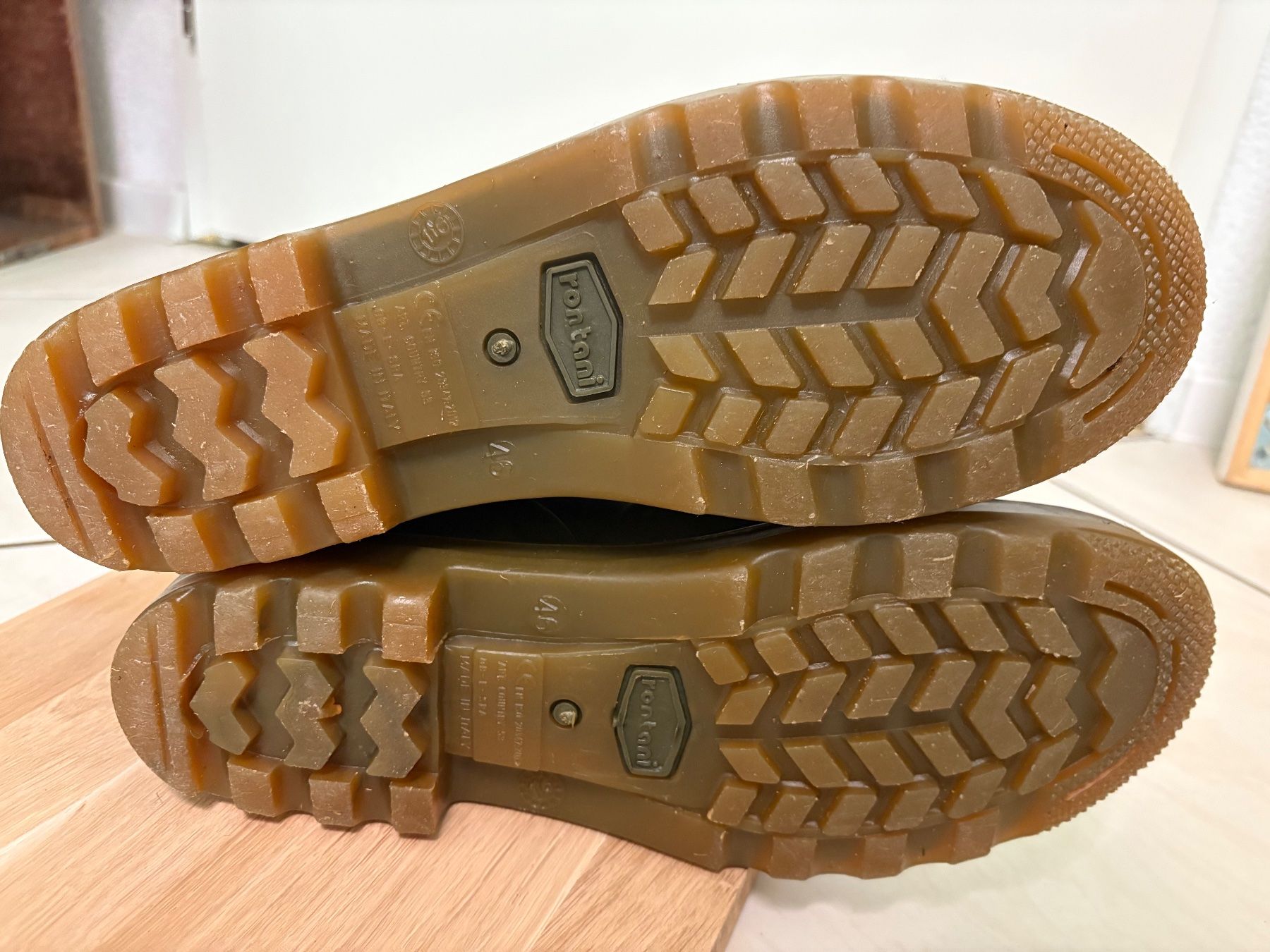 Herrenschuhe: Gummi Stiefel Maestro GR.46 – Gebraucht aus Arlesheim von Spielmax 1