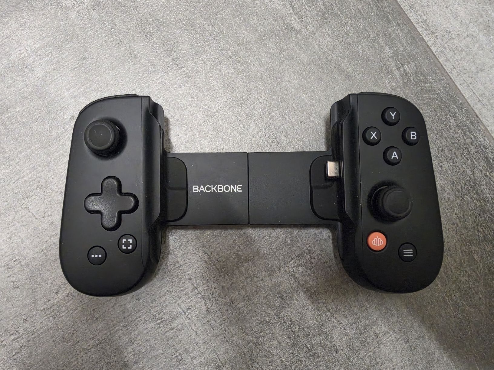 Manettes: Backbone One (USB-C) - iPhone- und Android-Controller – D'occasion à Kleinandelfingen par Dani881