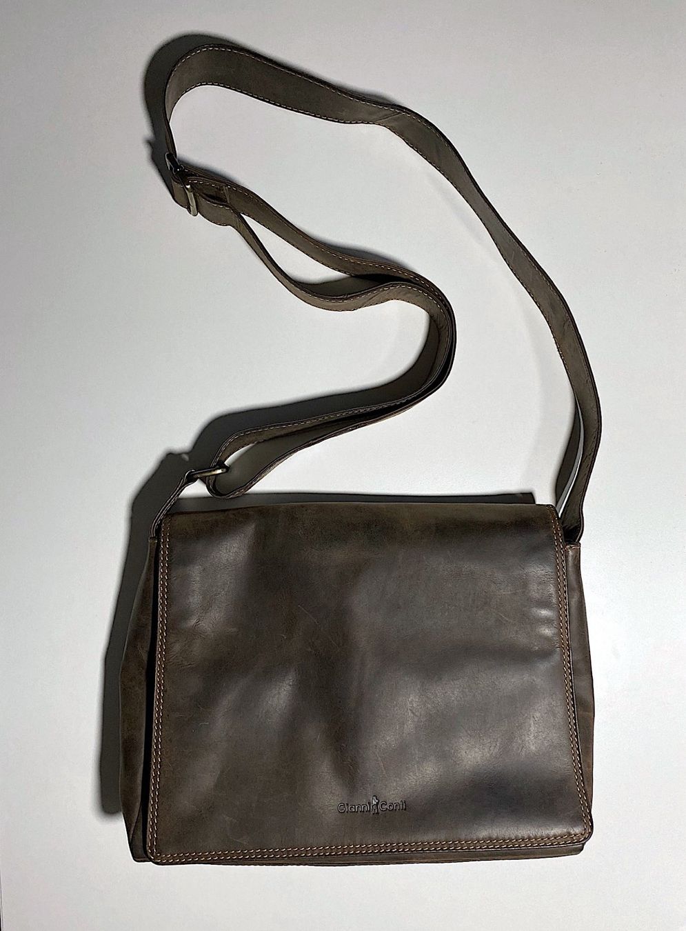 Taschen für Damen: Umhängetasche Gianni Conti – Gebraucht aus Richterswil von Aep 1