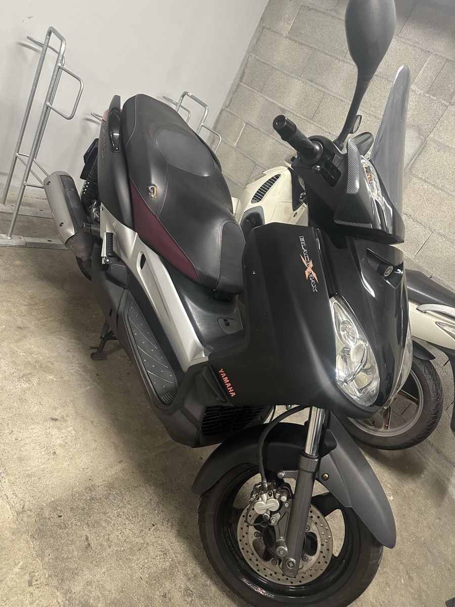 Yamaha Strada: Yamaha X-Max Scooter,250 – Usato da Chêne-Bourg venduto da zac_vv5x 3