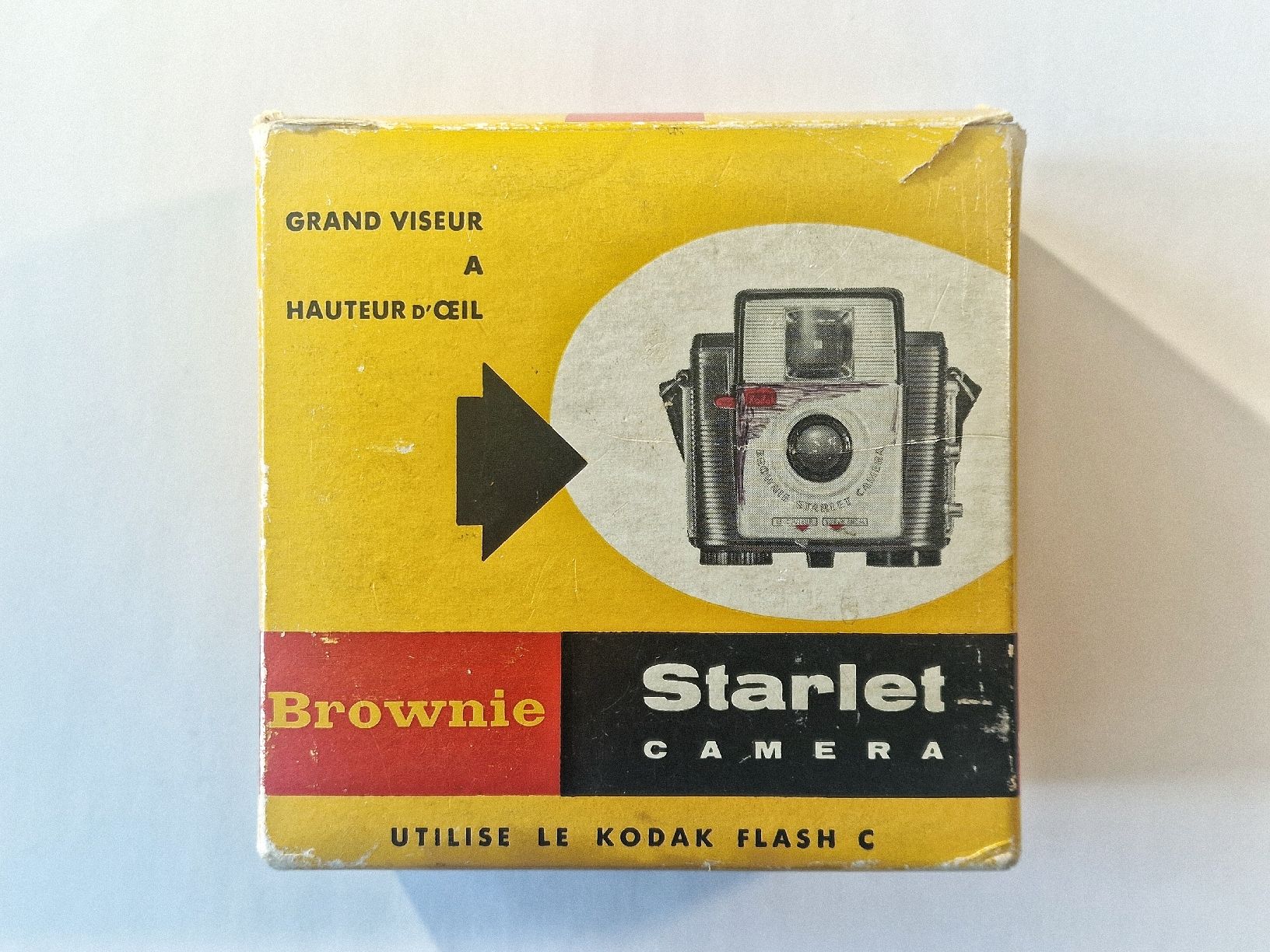 Kodak Fotocamera: French Kodak Starlet camera with box, 1950s – Usato da Liebefeld venduto da markprosser 4