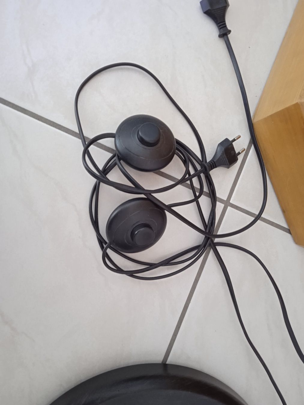Lampade: Stehlampe – Usato da Rothrist venduto da MaSa82 2