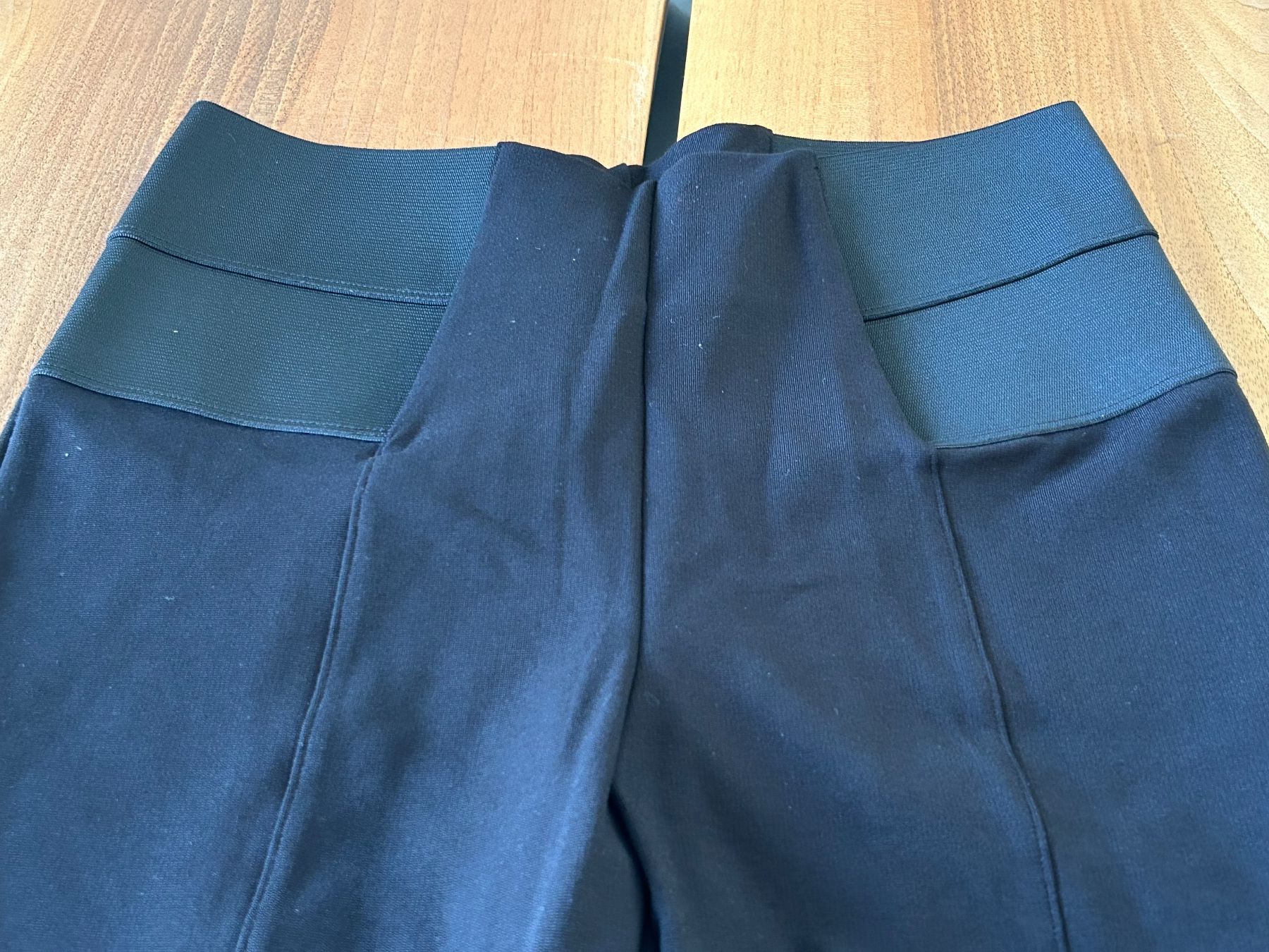 Hosen: Schwarze Stoffhose, Grösse 38 Top Zustand – Neu (gemäss Beschreibung) aus Schötz von chousan 2