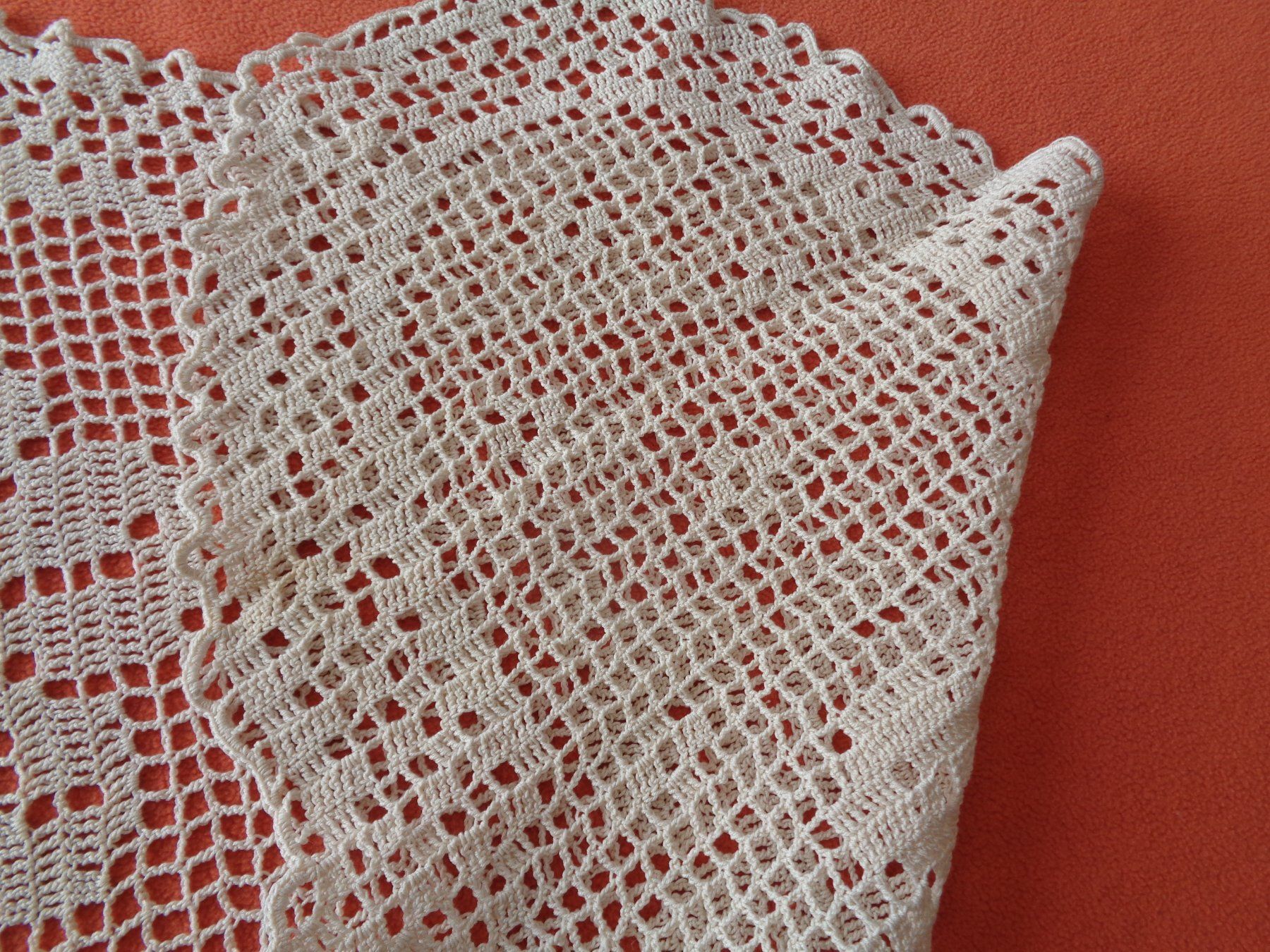 Altra biancheria da tavola: Tischdecke Handarbeit 100 cm. x 56 cm. – Nuovo (secondo la descrizione) da Chur venduto da omonia 6