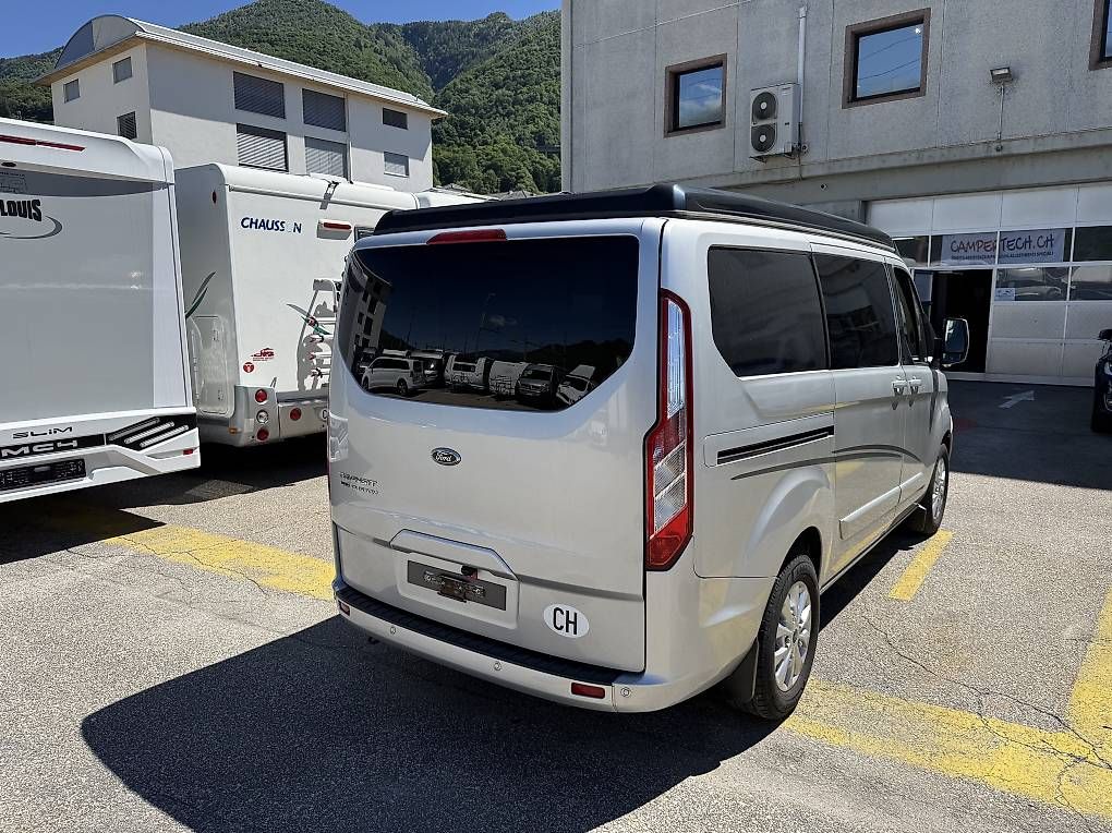 Veicoli commerciali: Ford transit custom font  Vendone X Cape – Usato da S. Antonino venduto da Campertech 3