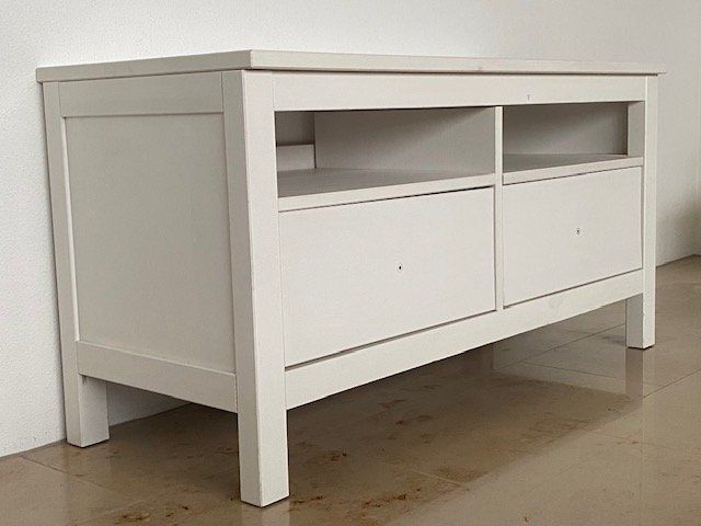 Ikea Mobili TV: Fernsehmöbel massiv Holz – Usato da Pfaffhausen venduto da stepober