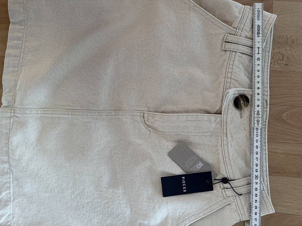 Gonne: Jeansrock beige Gr.S/M beige – Usato da Hütten venduto da bri_kkp6 2