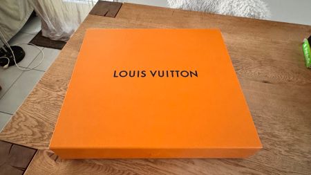 Original Louis Vuitton Box (neu) 49,5 x 44,5 x 9 cm