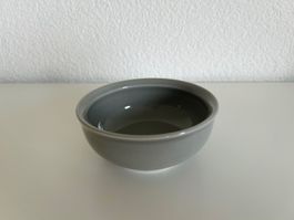 Kleine Keramik-Schale aus Japan(grau) -NEU-