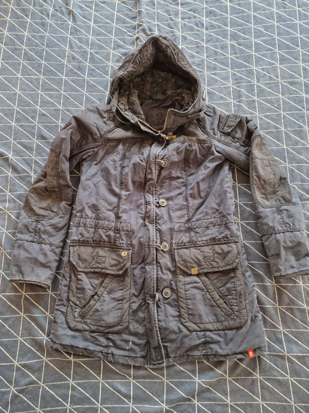 Esprit Giacche: Esprit Winterparka dunkelblau L – Usato da MUEHLAU venduto da ibo_5c7d