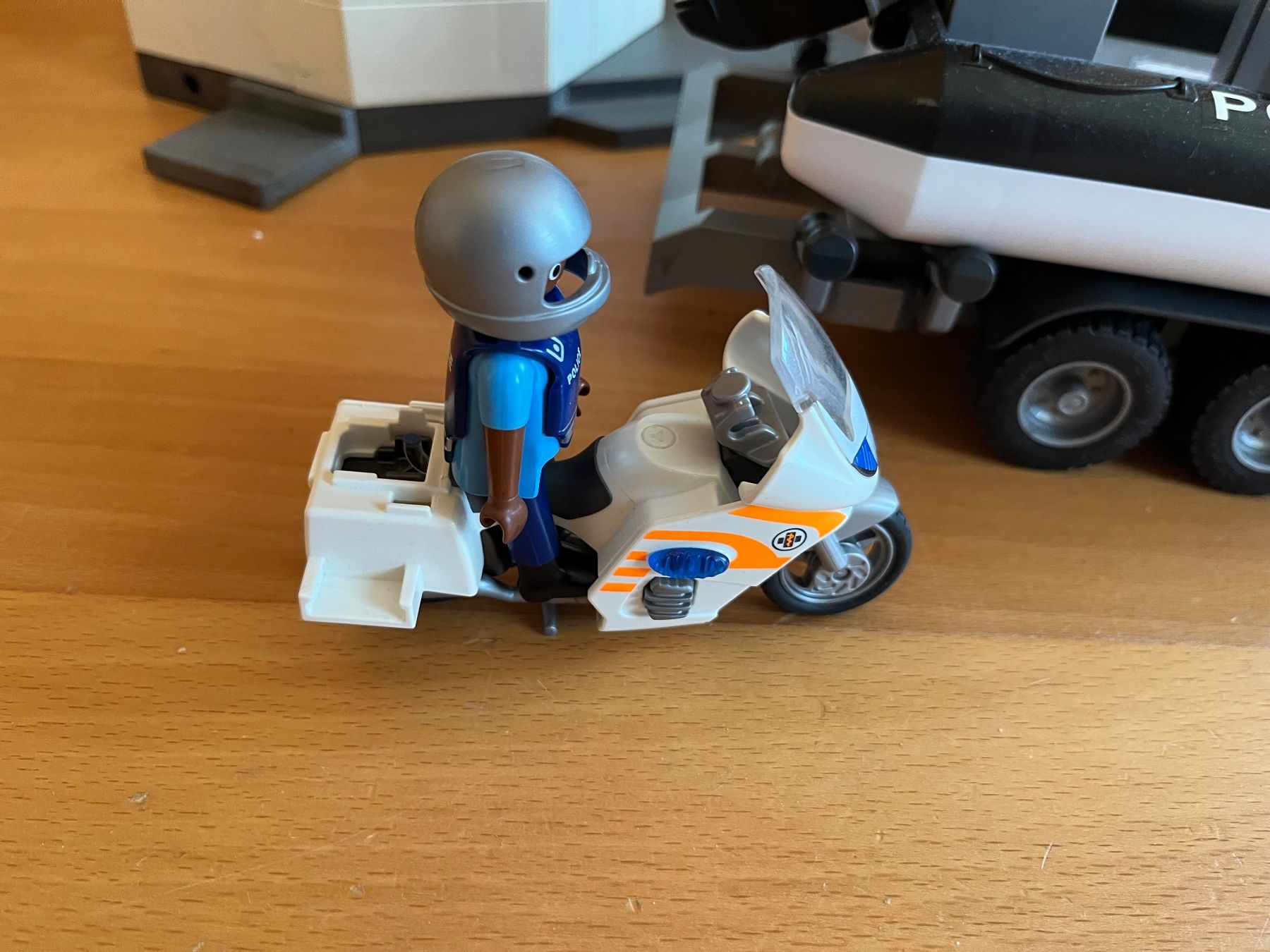 Playmobil Spielzeuge: Playmobil Polizei Boot mit Anhänger,  Station, Töff – Gebraucht aus Goldach von SSRConzept 3