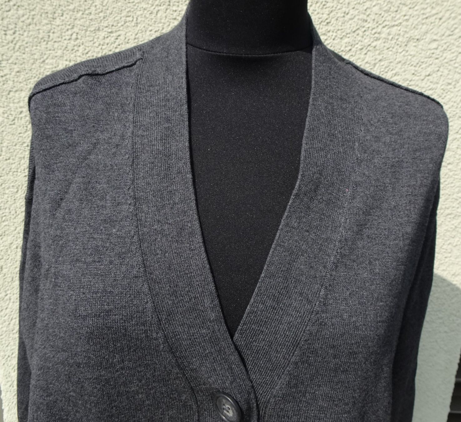 Repeat Giacche: Cardigan Strickjacke Repeat dunkelgrau Gr. S /38 – Usato da Winterthur venduto da blumeblau77 2