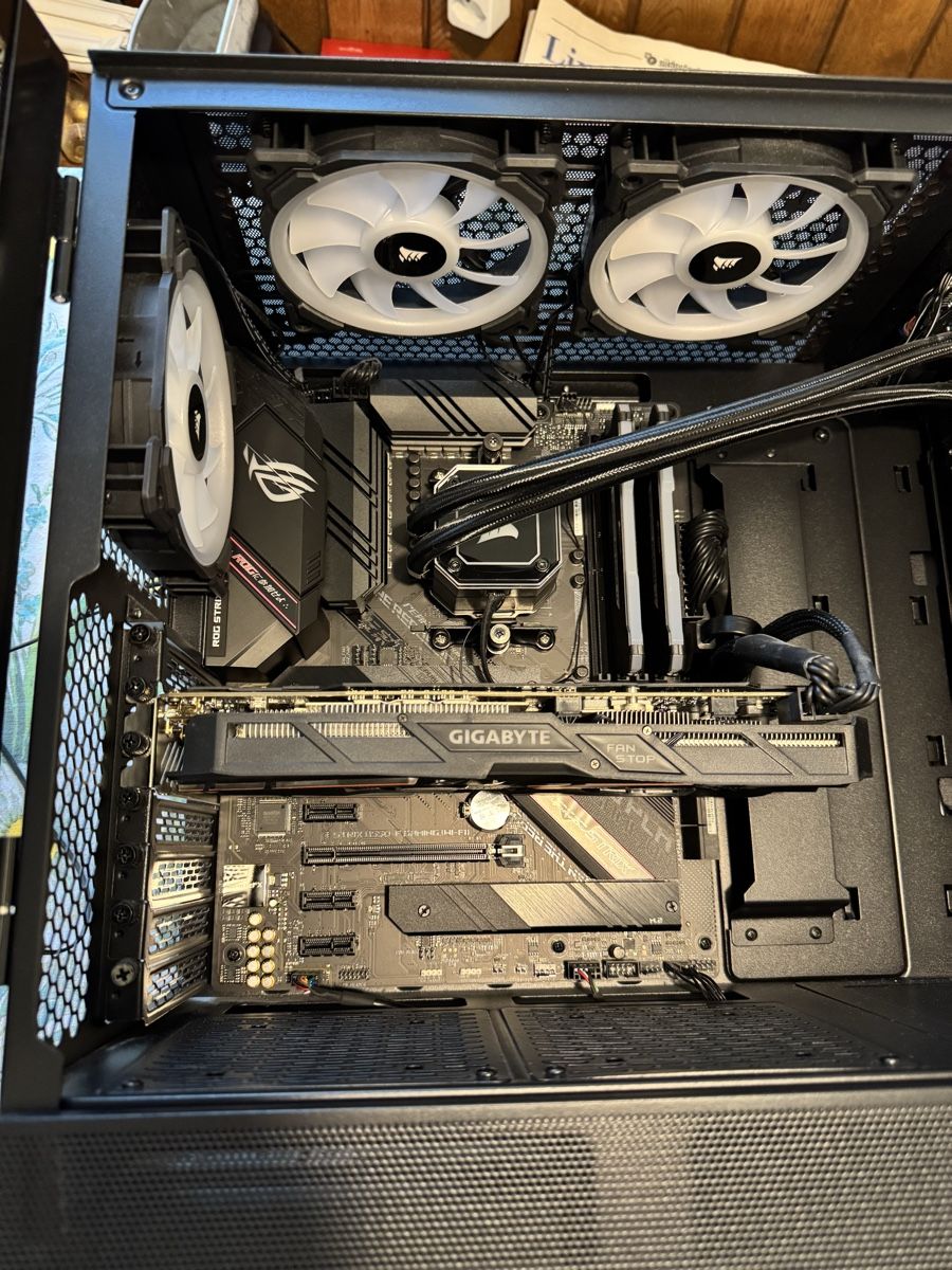 Amd PC: Gaming/Allround PC - Ryzen 5 5600 X – Usato da Schänis venduto da TZ_K9 1