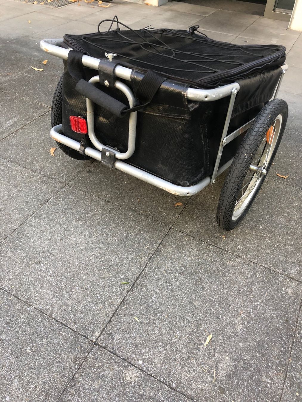 Anhänger: Velo- und Lastenanhänger – Gebraucht aus Bern von  1