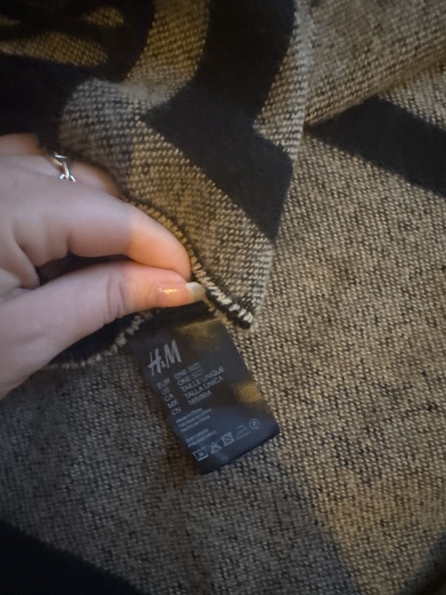 Giacche: Hm poncho, very Toteme inspired – Usato da Fribourg venduto da ksu_65bh 2