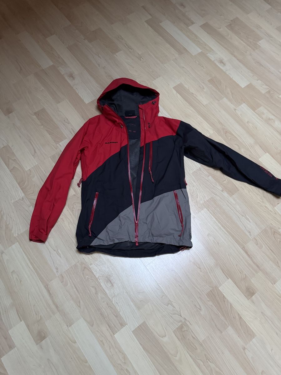 Mammut Giacche: Jacke Mammut Gr. M – Usato da Seedorf UR venduto da seeli01