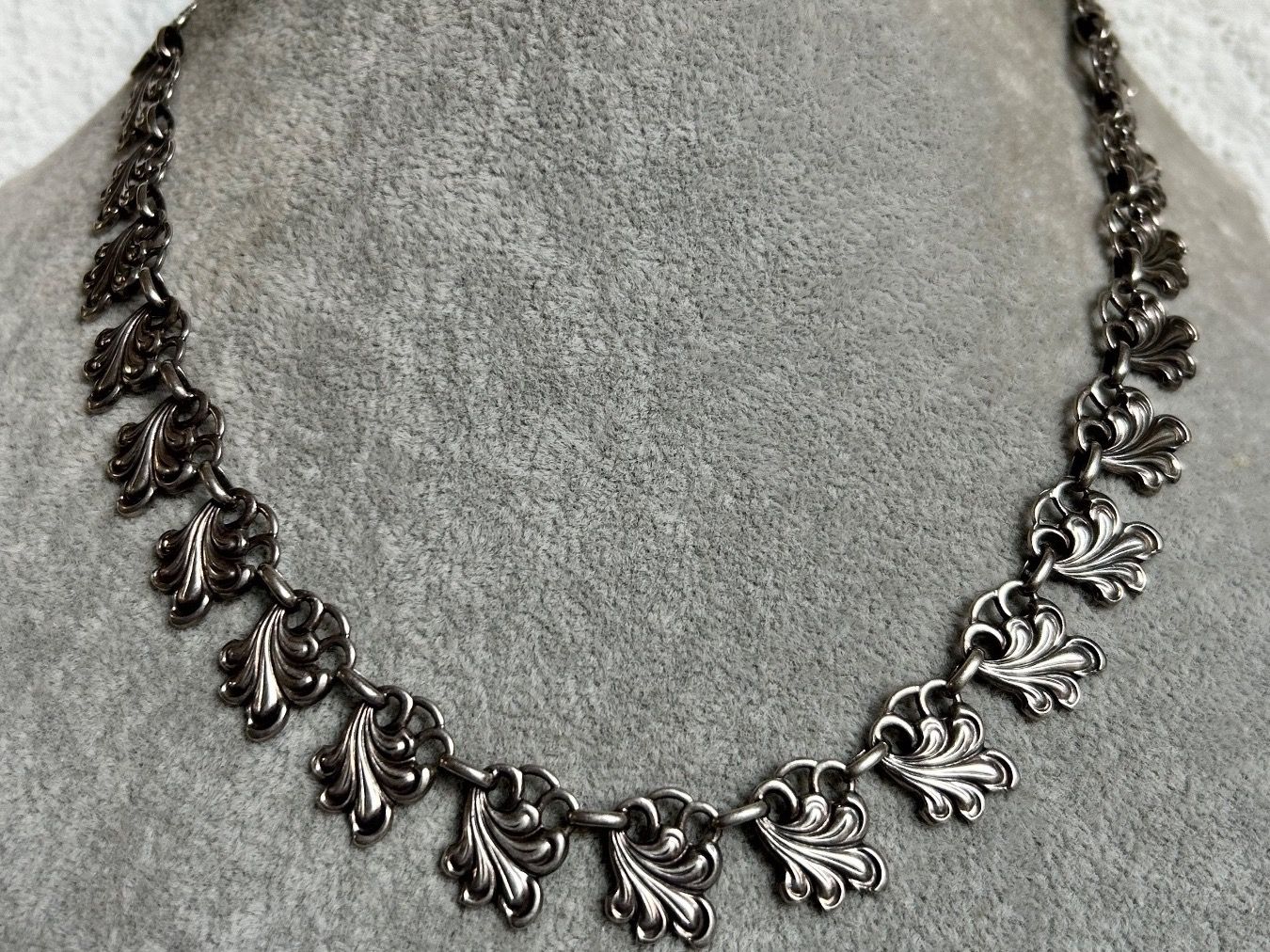 Ketten: Silberkette Jugendstil Ornamente (42cm) – Gebraucht aus Dittingen von Bellevista 4