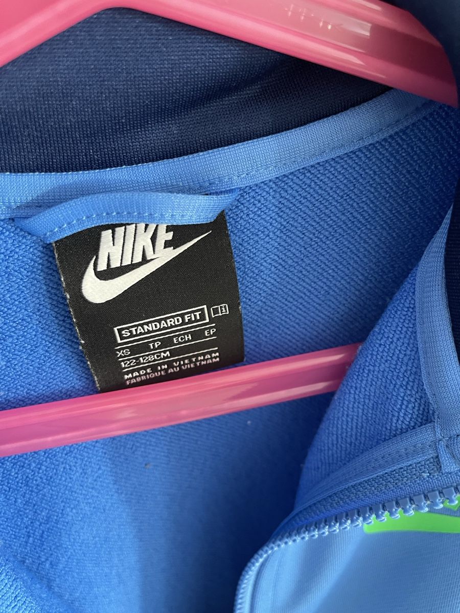 Nike Giacche & Cappotti: Nike Kids leichte Jacke Gr. 122-128 – Usato da Wichtrach venduto da Adriana222 2