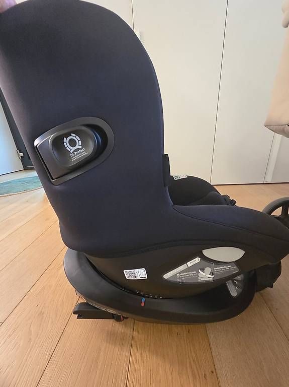 Seggiolini per auto: Vendo seggiolino  – Usato da Montagnola venduto da chr_yy9g 1