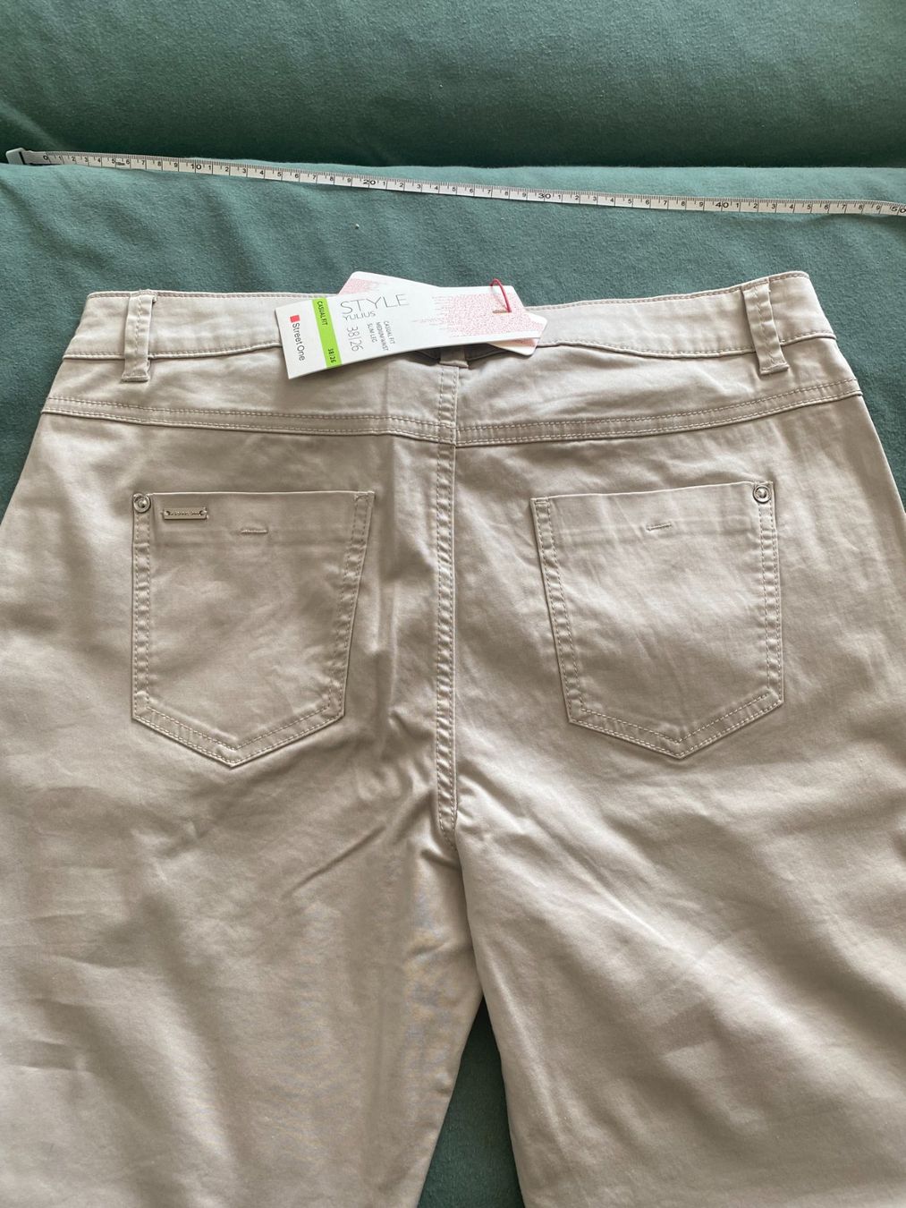 Pantaloni: NEU, StreetOne Hose, hell-grau, elast., Gr. ca 40 resp.38/26 – Nuovo e nell'imballaggio originale da Gümligen venduto da Primeselection 3