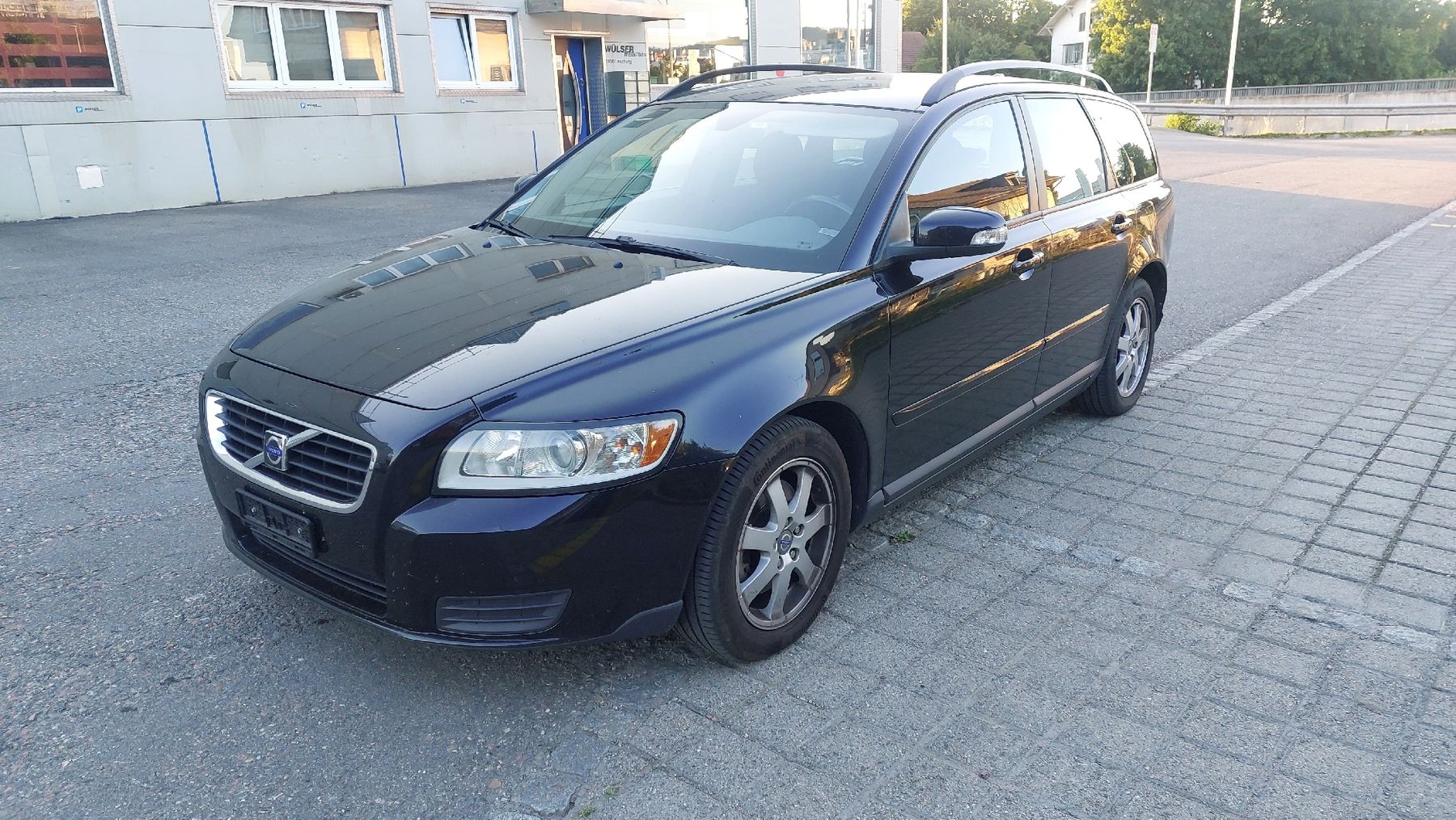 Volvo Automobili: Volvo V50 2.0d  – Usato da Niederlenz venduto da SciroccoUrquattro 5