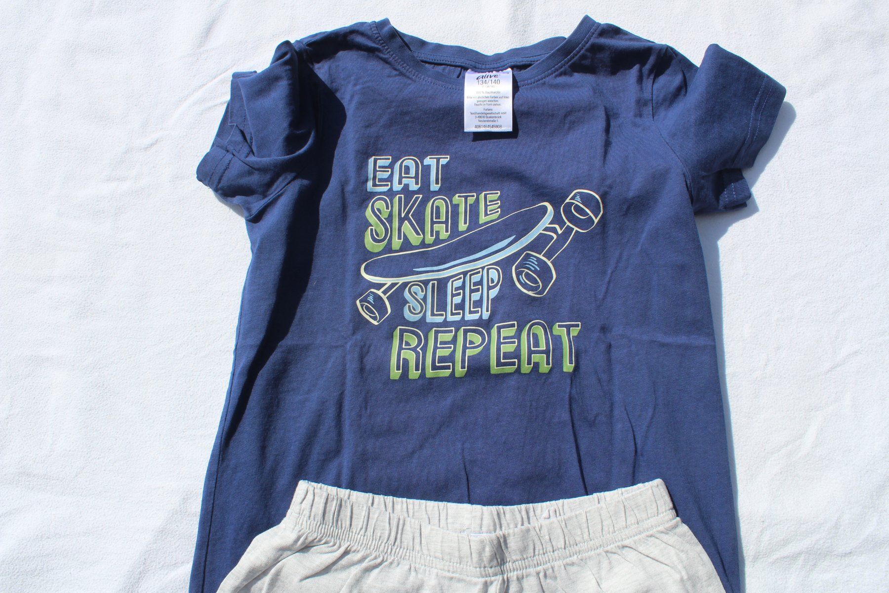 Migros Pigiama & Simili: 2 Shorty Pyjama 134 – Usato da Walliswil-Nbipp venduto da Speer516 2