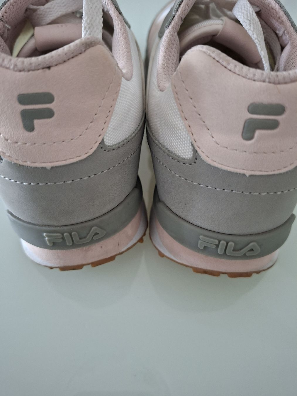 Fila Scarpe da donna: Fila baskets femme, taille 39, – Usato da Renens VD venduto da ser_j2fn 1