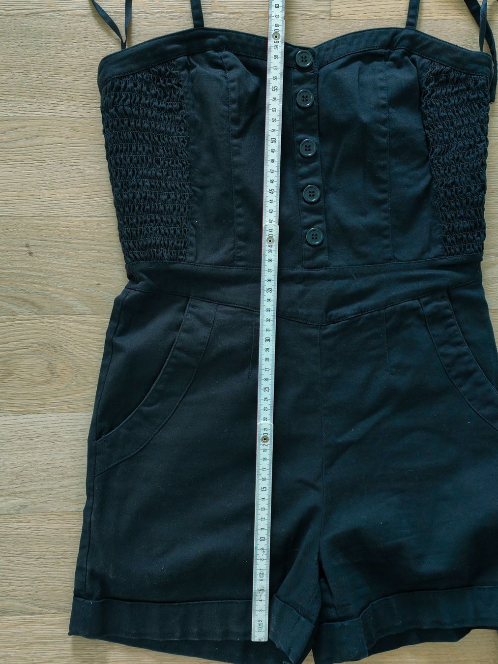 H&M Kleider: Trendiges H&M Sommeroverall - Größe 36 – Gebraucht aus Birmensdorf ZH von mku_9qbw 4