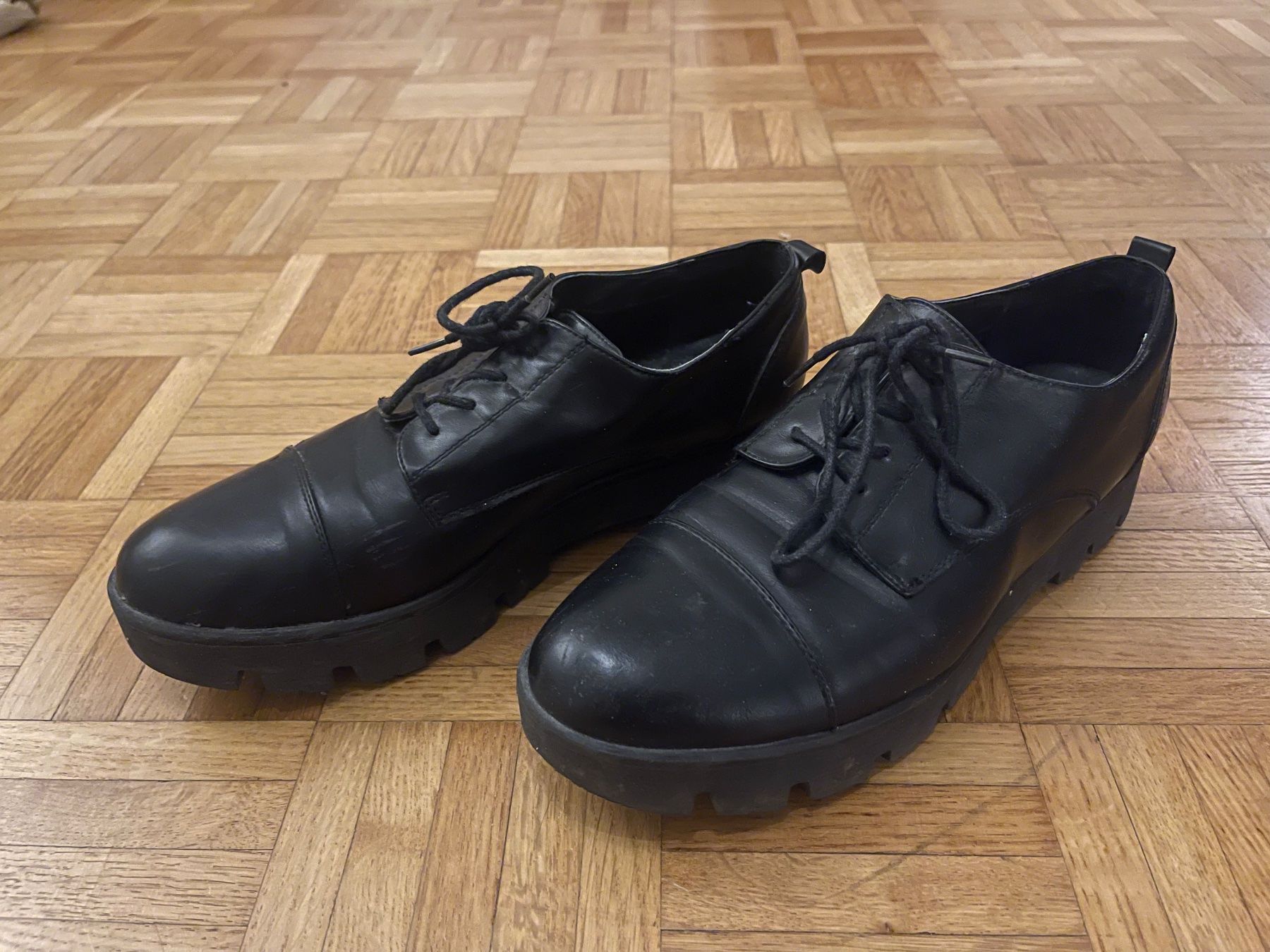 Damenschuhe: Schwarze Schnür Schuhe Gr. 41 - CATWALK – Gebraucht aus Basel von La_Serenade 1