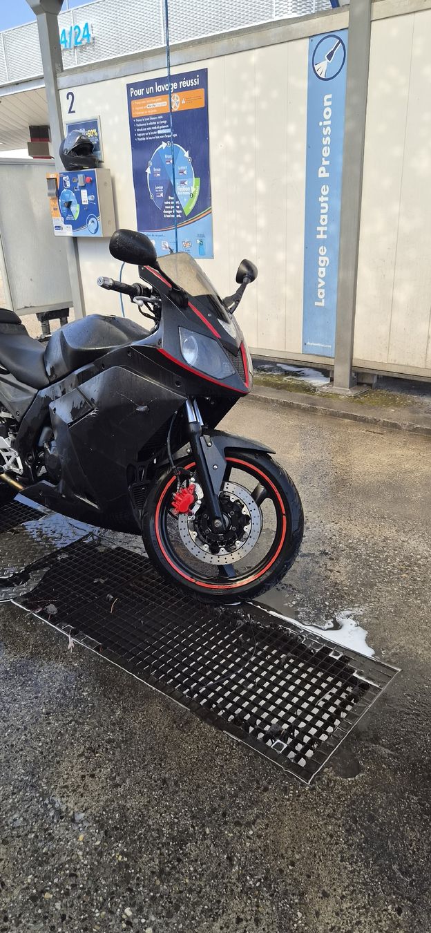 Daelim Strada: Daelim 250 vjf roadsport  – Usato da Genève venduto da ale_yx67 2