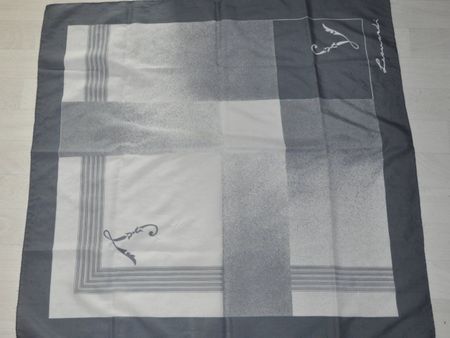 Graues Foulard Schal Halstuch Geschenk