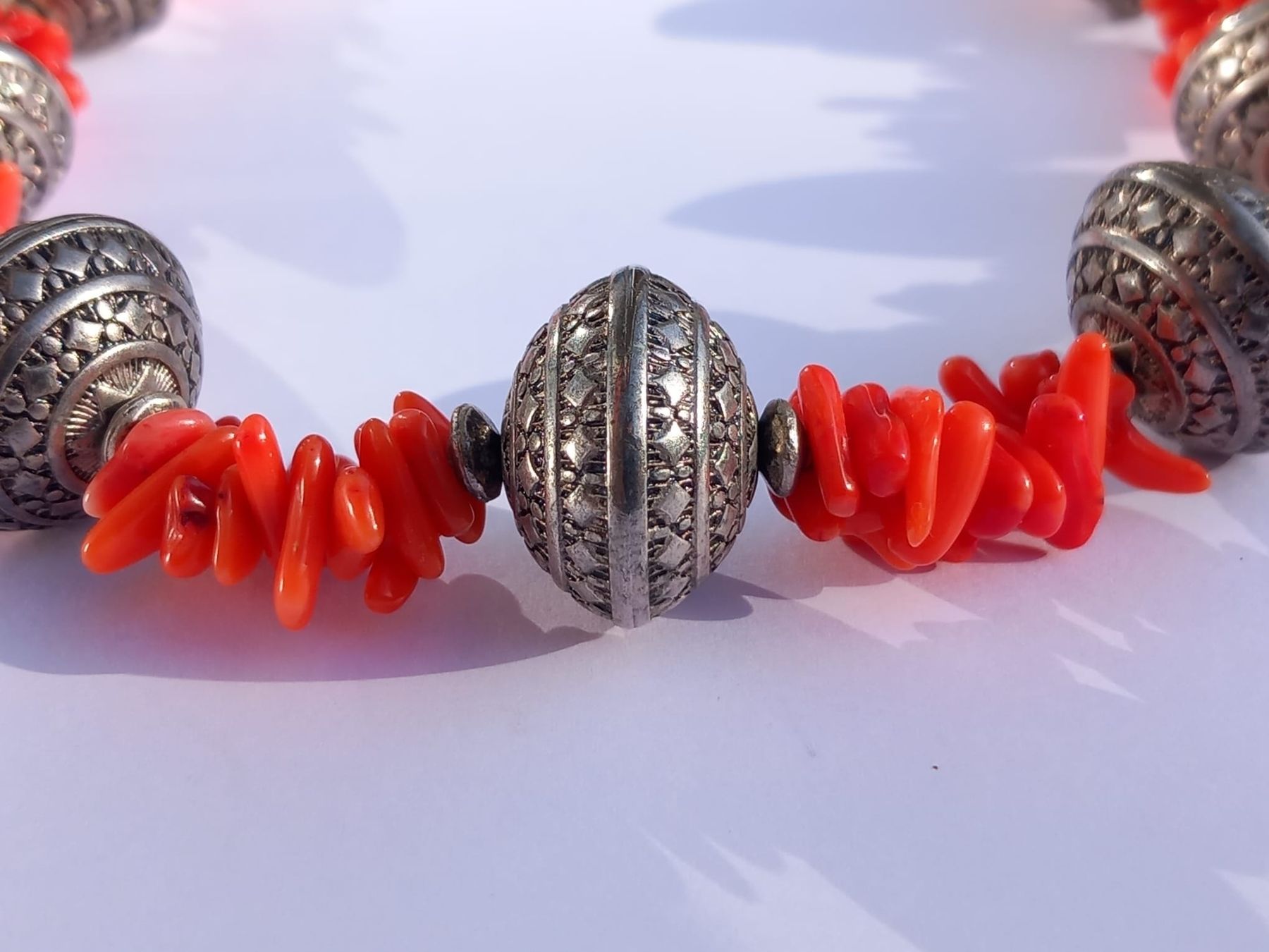 Catenine: Ethno Vintage Korallen Kette – Usato da Winterthur venduto da Jopf1 4