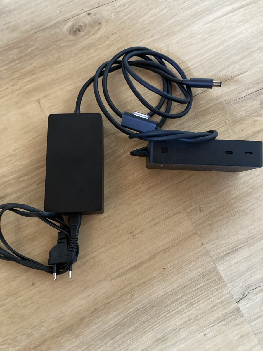 Microsoft Dockingstation: Microsoft Surface Dock Netzteil und Dockingstation Zubehör – Gebraucht aus Wichtrach von Queensparkunite